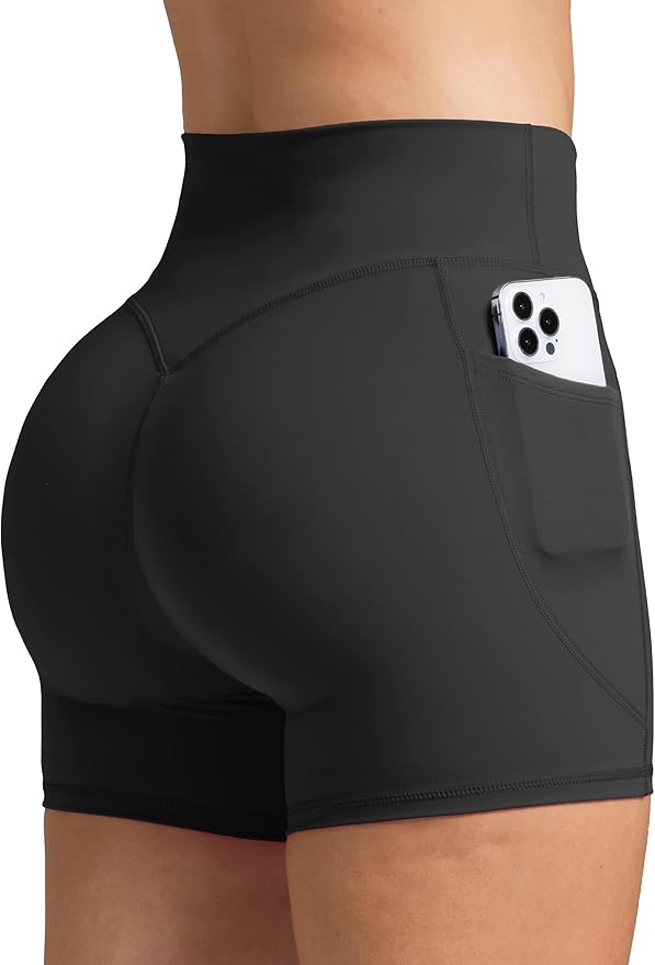 NOÉLLA Contour Shorts With Pockets