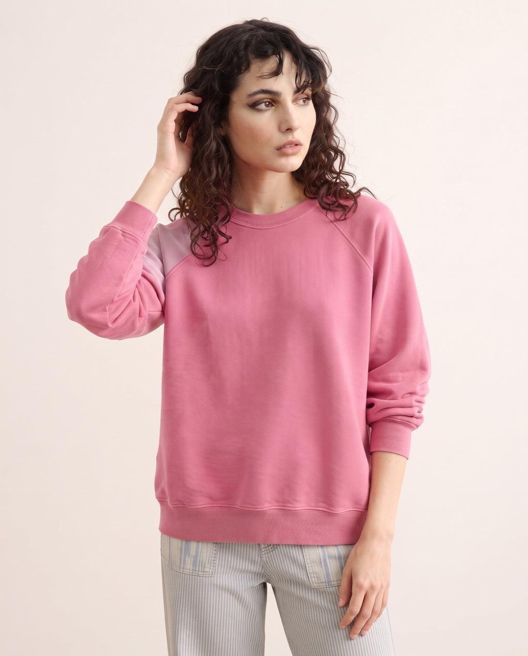 Round-Neck Pullover