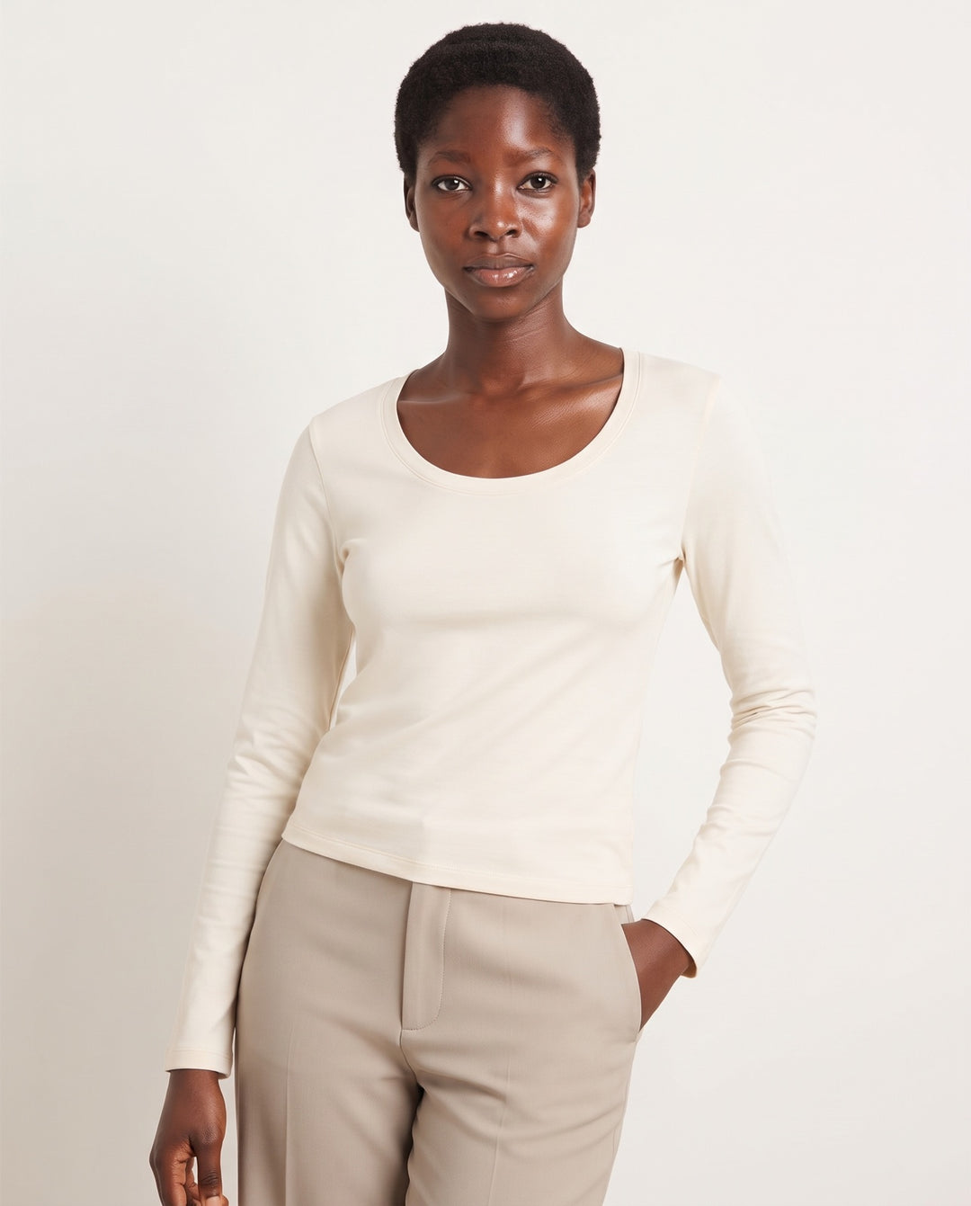 Heavyweight Long-Sleeve Scoop Tee