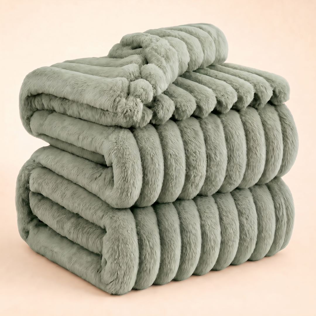 NOÉLLA Dreamland Blanket in Sage Green - NOÉLLA