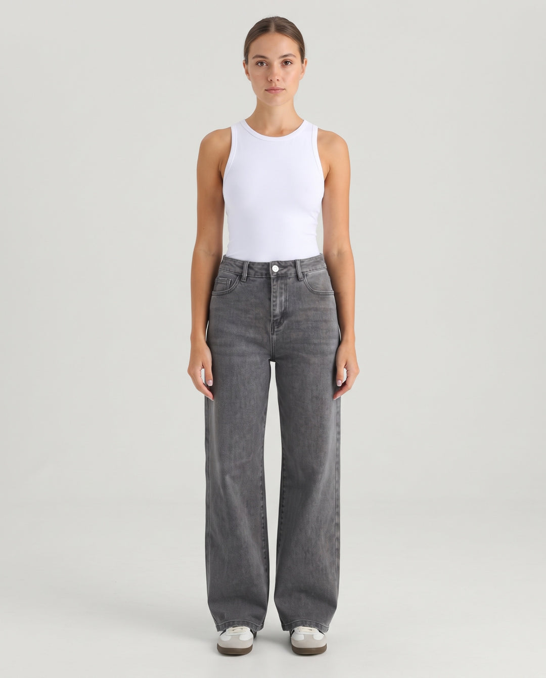 High-Waist Wide-Leg Stretch Jeans in Gray - NOÉLLA